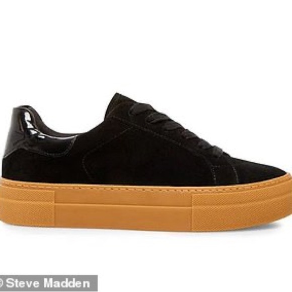 FINAL PRICE Winnie Harlow X Steve Madden Black Suede Skate Shoes - Picture 1 of 7